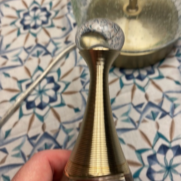 New J’adore parfum by Dior - Picture 3 of 8